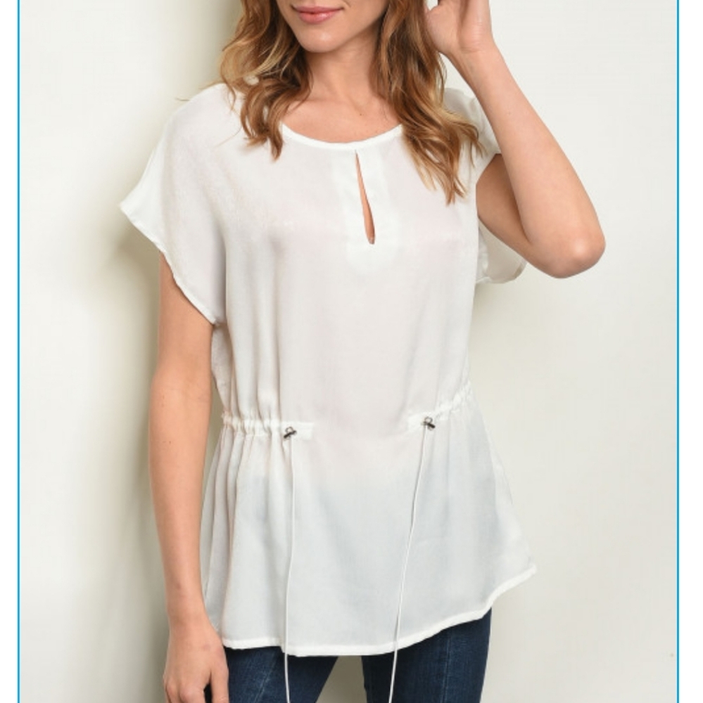 NWT Off White Blouse with Tied Waste